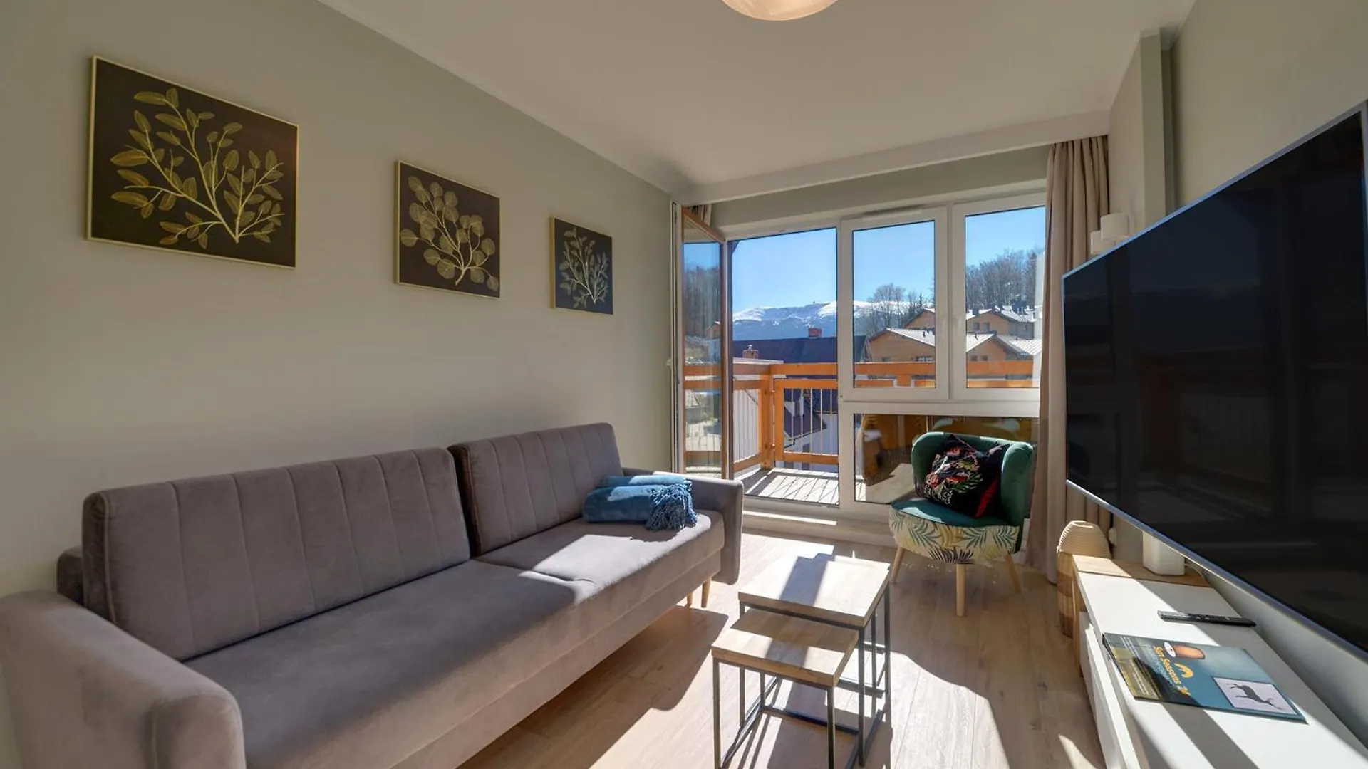 Przytulne Apartamenty Sun Seasons 24 Z Pieknym Widokiem W Szklarskiej Porebie By Noclegi Renters Sklářská Poruba